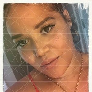 Meet your Posher, Damenica